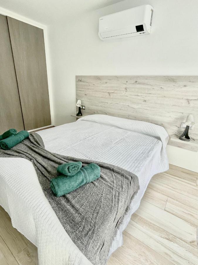 Island Suites Arona  Εξωτερικό φωτογραφία