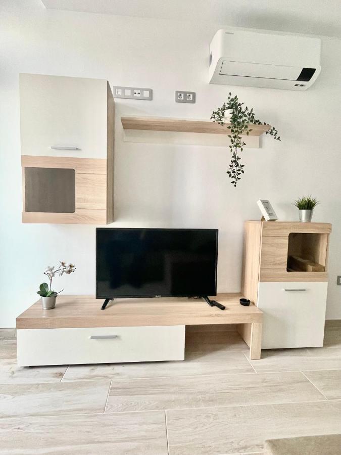 Island Suites Arona  Εξωτερικό φωτογραφία