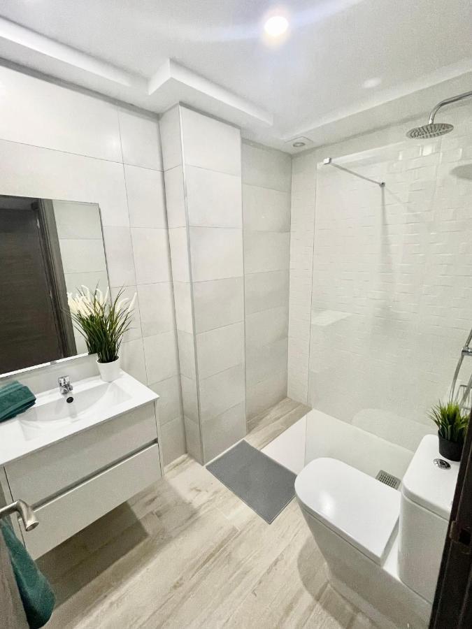 Island Suites Arona  Εξωτερικό φωτογραφία