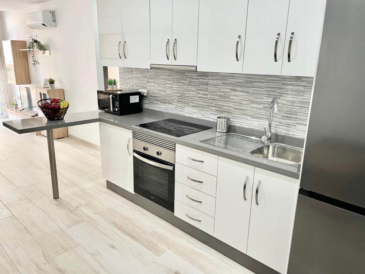 Island Suites Arona  Εξωτερικό φωτογραφία