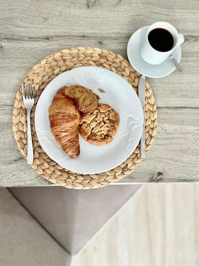 Island Suites Arona  Εξωτερικό φωτογραφία